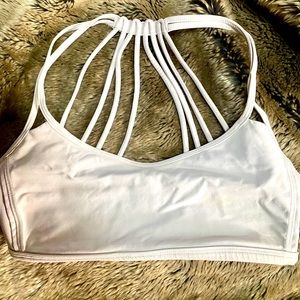 Lululemon free to be bra variation white size 6